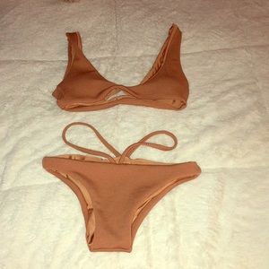 Cross bikini